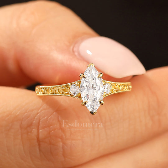 Vintage Marquise Cut Moissanite Filigran Verlobungsring Dreisteinfassung Ring in Gelbgoldton