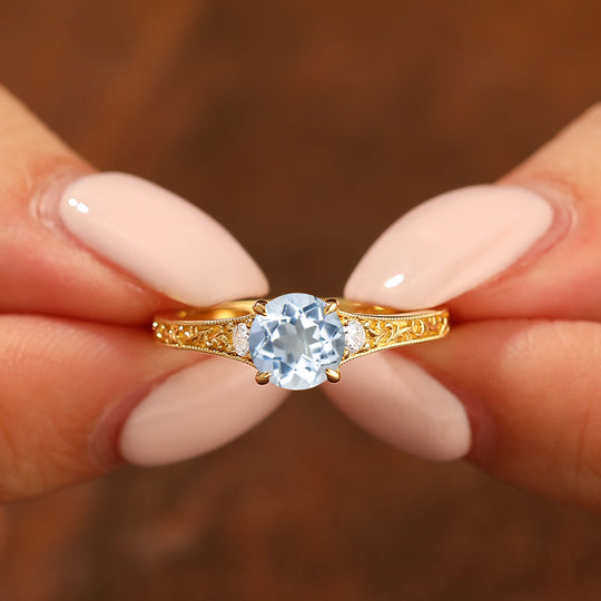 14K Gold Gravierter Blumenrundschliff Aquamarin Damenring Vintage Verlobungsring