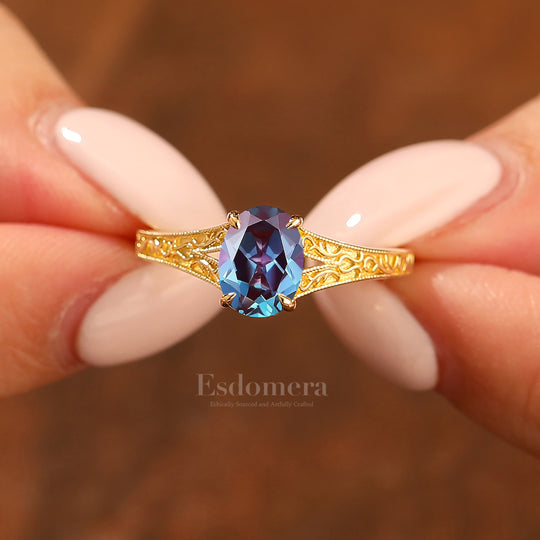 Solid 14k Yellow Gold Vintage Oval Cut Alexandrite Engagement Rings Carved Vine Bridal Ring