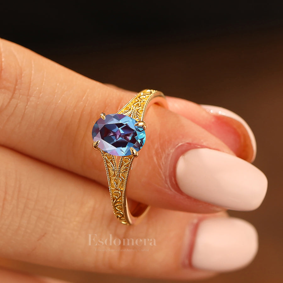 Solid 14k Yellow Gold Vintage Oval Cut Alexandrite Engagement Rings Carved Vine Bridal Ring