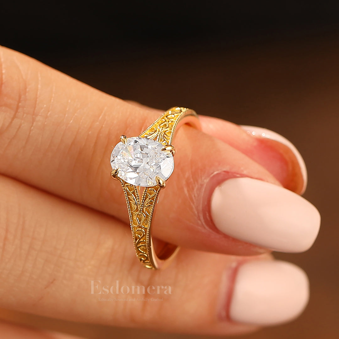 Solid 14k Gelbgold Vintage Ovaler Moissanit Verlobungsring mit Graviertem Weinranken-Design Brautring