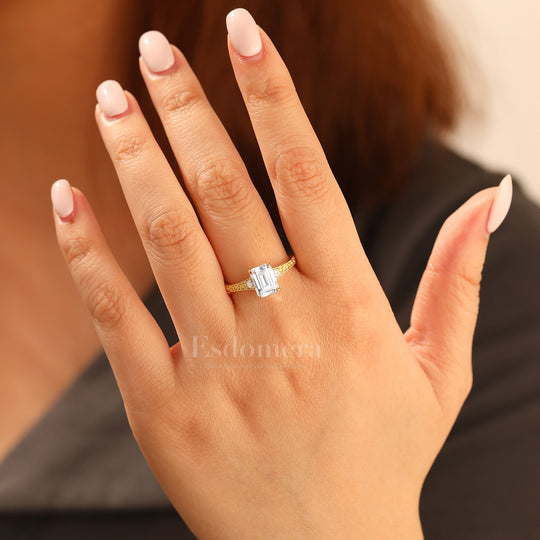 Retro grabado con motivos en espiral Anillo nupcial de moissanita talla esmeralda 2CT Anillo de boda en forma de vid para ella