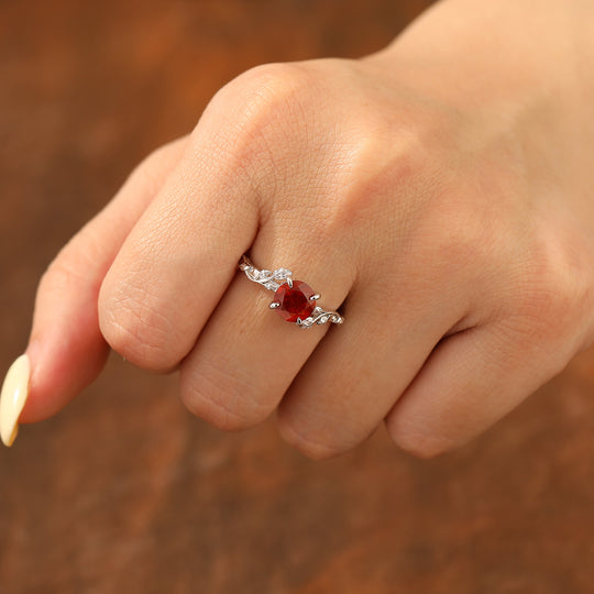 Antiek  Natuur Geïnspireerd 1.25 CT Rond Geslepen 14k Goud Rode Granaat Blad Ring