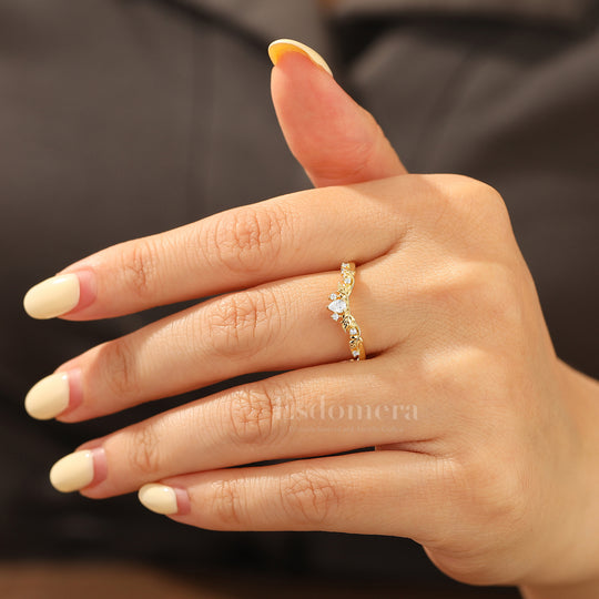 Whimsical Leaf Moissanite Curved Band Vine Moissanite Women Wedding Band