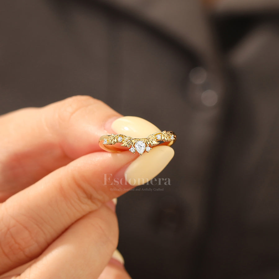 Whimsical Leaf Moissanite Curved Band Vine Moissanite Women Wedding Band