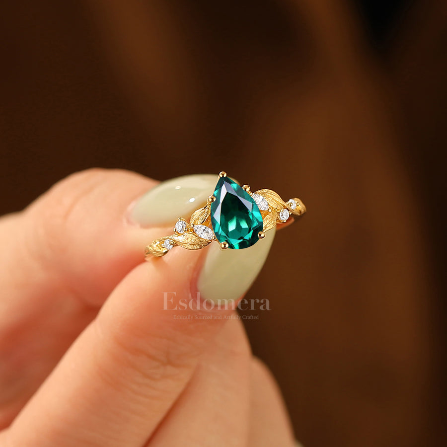 Art Deco 1.5CT Pear Emerald Women Ring Unique Leaf-inspired Emerald Engagement Ring