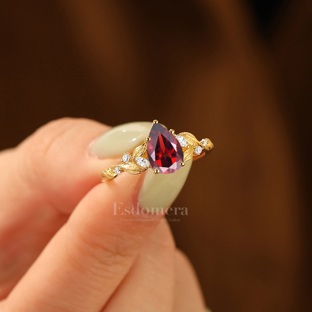 Leaf Inspired Natural Red Garnet Bridal Ring Vintage 1.5CT Pear Cut Garnet Engagement Ring