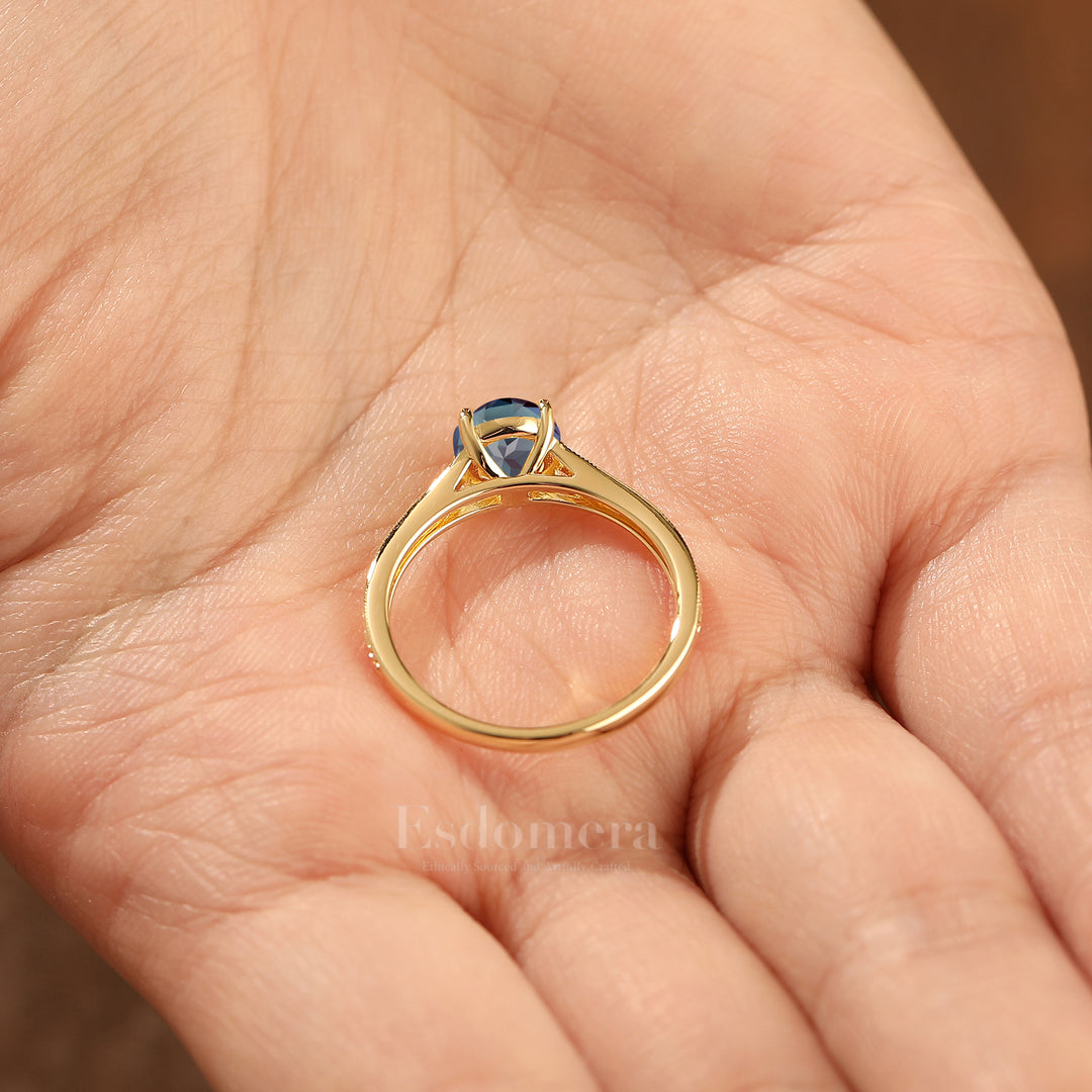 Vintage Engraved Floral Round Alexandrite Ring Solid Yellow Gold Women Ring