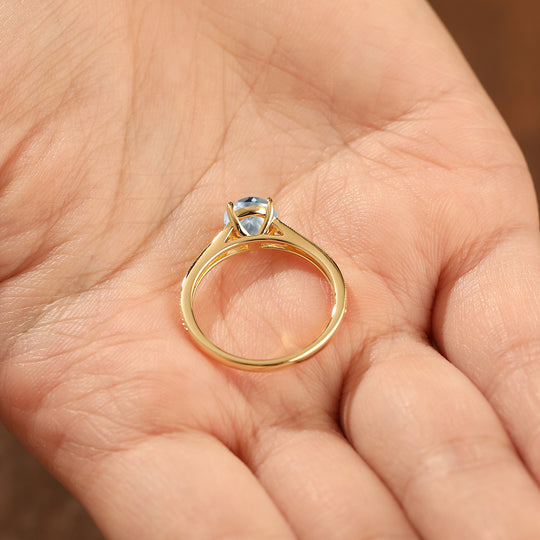 14K Gold Gravierter Blumenrundschliff Aquamarin Damenring Vintage Verlobungsring
