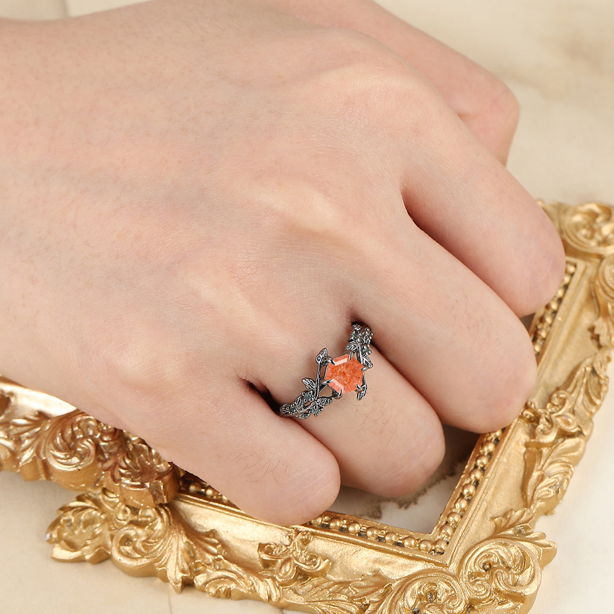 0.85CT Hexagon Cut Leaf Natural Sunstone Engagement Ring Moss