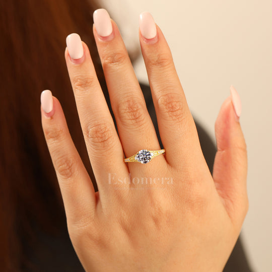 Brillante anillo de compromiso con diamante redondo cultivado en laboratorio de 1CT, grabado con diseño floral para mujer (certificado IGI)