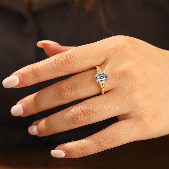 2CT Bague en or massif avec diamant synthétique taille émeraude, filigrane et milgrain pour femme (certifiée IGI)