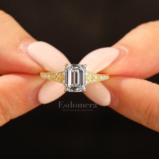 2CT Bague en or massif avec diamant synthétique taille émeraude, filigrane et milgrain pour femme (certifiée IGI)