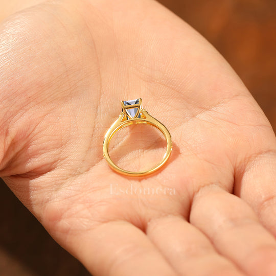 2CT Solitaire Émeraude Taille Filigrane Bague en Diamant Synthétique Inspirée du Baroque pour Femme (Certifiée IGI)