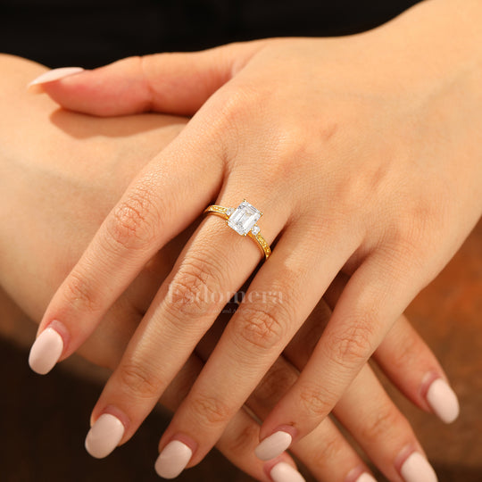 Unique Milgraine 2CT Emerald Cut Moissanite Wedding Ring For Women 3 Stone Engagement Ring