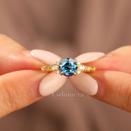 Round Filigree Vintage 14K Yellow Gold Alexandrite Engagement Ring Filigree Wedding Ring