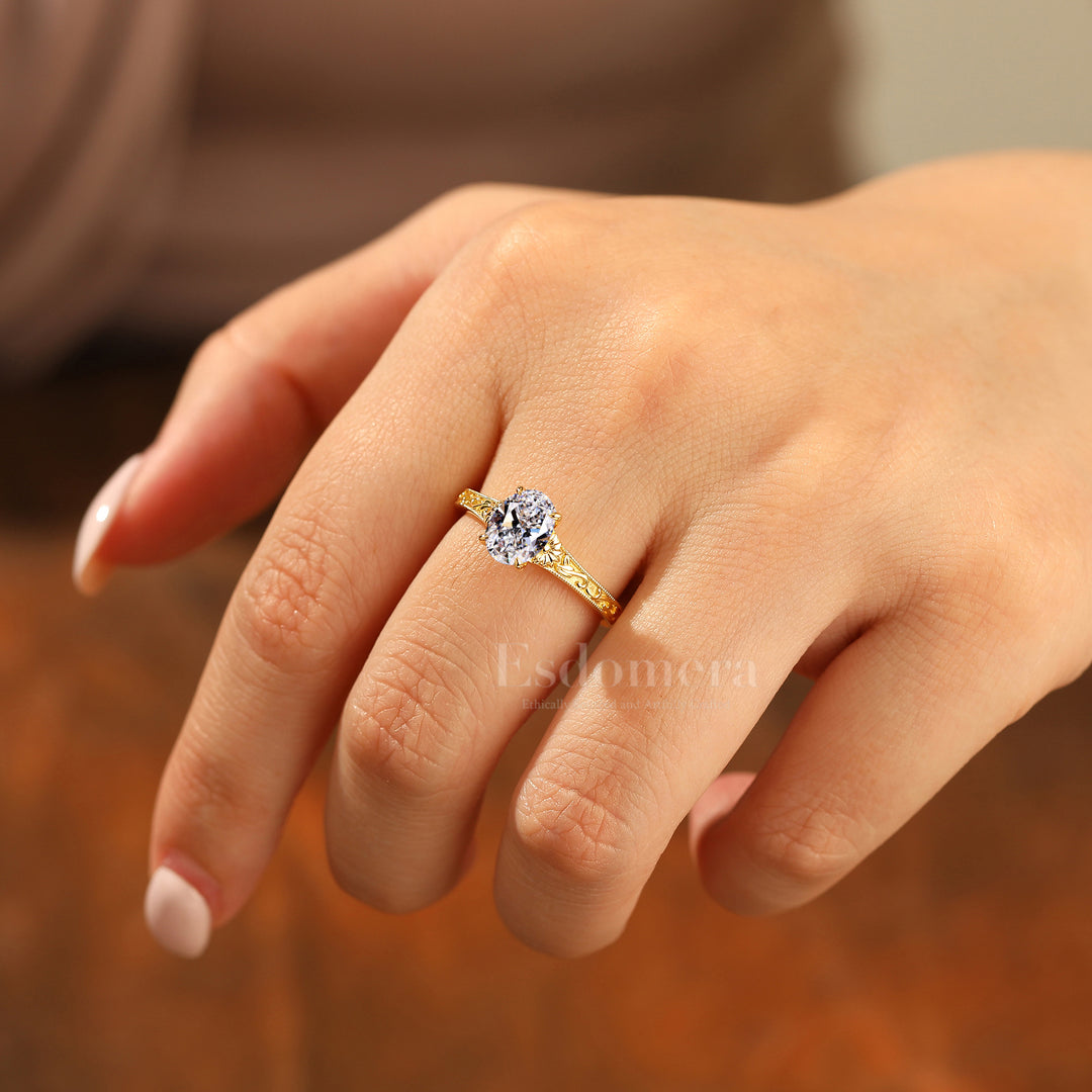 Bague de fiançailles florale gravée avec diamant synthétique taille ovale solitaire 4 griffes Anneau de mariage anniversaire (certifié IGI)