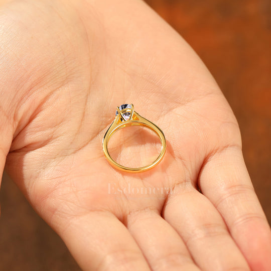 Bague de fiançailles florale gravée avec diamant synthétique taille ovale solitaire 4 griffes Anneau de mariage anniversaire (certifié IGI)