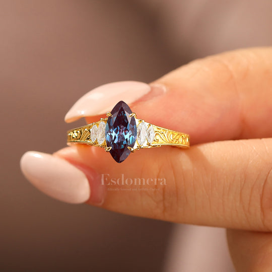 Vintage Leaf Vine Engraved Alexandrite Engagement Ring Marquise Cut Wedding Ring