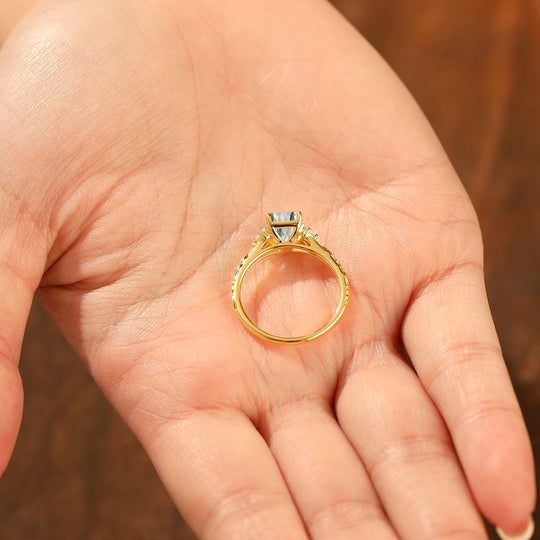 Unique 2CT Feuille inspirée Taille Émeraude Bague de fiançailles en or jaune 14 carats avec agate mousse naturelle Bague de mariage en filigrane