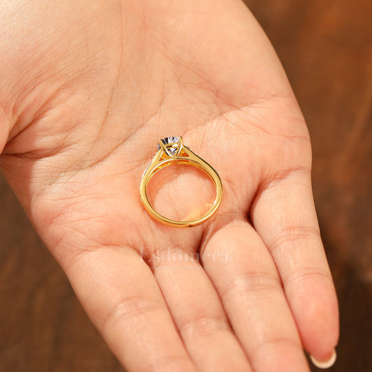 Bague de fiançailles ronde romantique avec diamant synthétique gravé floral, or 14 carats, style déco avec milgrain (certifiée IGI)