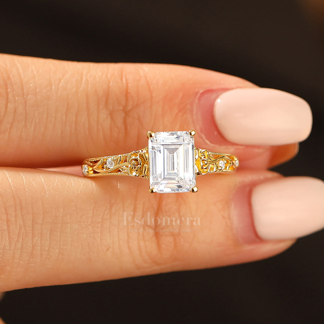 Bague à jonc filigrane orné Coupe émeraude inspirée de feuille Bague de fiançailles en moissanite en or jaune 14 carats Bague de mariage filigrane