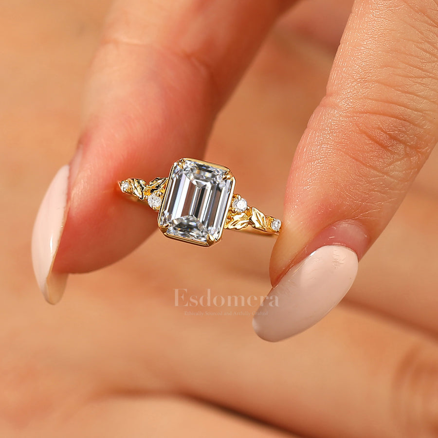 Antique Vine Emerald Lab Grown Diamond Wedding Ring Engraved Leaf Bridal Ring (IGI Certified)