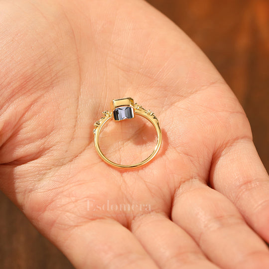 Art déco Feuille Design Bague de fiançailles Diamant taillé émeraude cultivé en laboratoire Bague en or massif 14 carats Diamant de laboratoire pour elle (certifié IGI)