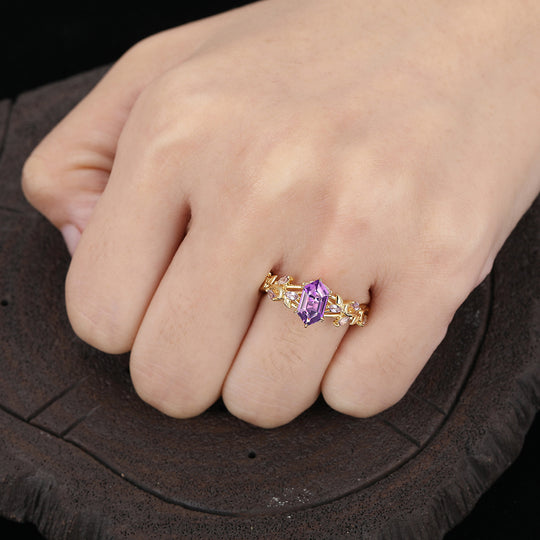 Anillo nupcial de amatista con corte hexagonal alargado, estilo filigrana de hoja, anillo de boda y aniversario