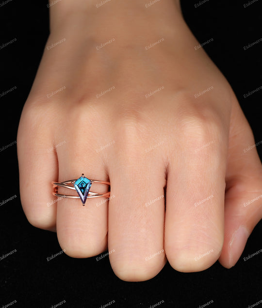 Art Deco 1.35CT Kite Cut Alexandrite Ring, Prong Set Solitaire Ring, Unique Anniversary Gift For Her