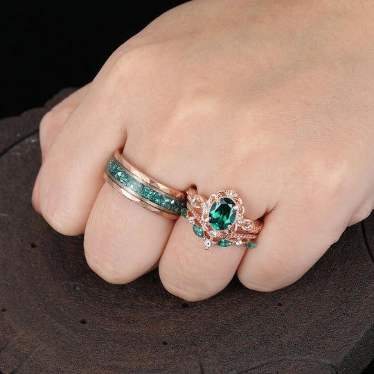 Conjunto de anillos de pareja con diseño floral milgrain esmeralda inspirado en el barroco, chapado en oro rosa