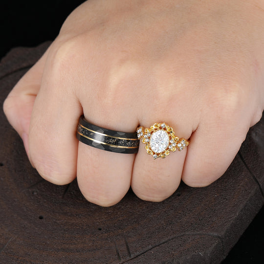 Barock-inspirierte filigrane Moissanit Gold-beschichtete Partner-Ringe Art Deco verziertes Ring-Set