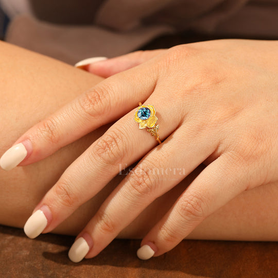 Unique Blooming Flower Alexandrite Bridal Ring 5mm Round Alexandrite Yellow Gold Wedding Ring