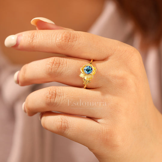 Unique Blooming Flower Alexandrite Bridal Ring 5mm Round Alexandrite Yellow Gold Wedding Ring