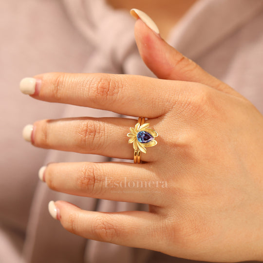 Unique Lotus Design Alexandrite Engagement Ring Set Solitaire Pear Cut Alexandrite 14K Gold Women Rings
