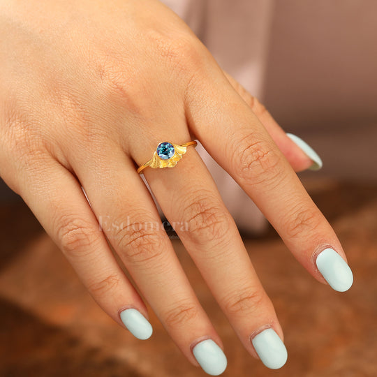 Bague Solitaire Femme Alexandrite Feuille de Ginkgo Inspirée de l'Art 5mm Rond Bague de Mariage Alexandrite