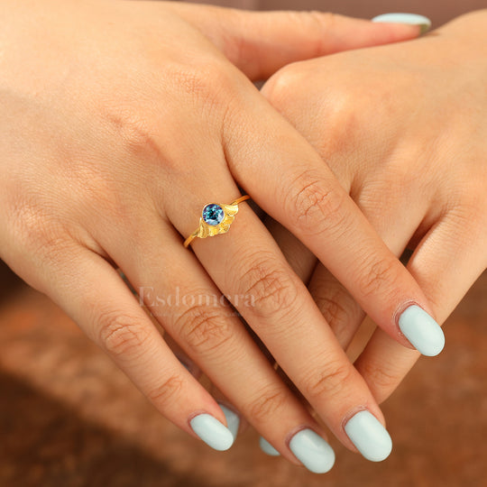 Bague Solitaire Femme Alexandrite Feuille de Ginkgo Inspirée de l'Art 5mm Rond Bague de Mariage Alexandrite