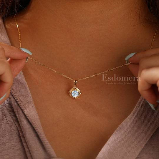 Artsy Vine Heart Engraved Aquamarine Pendant Necklace For Her Anniversary Gift