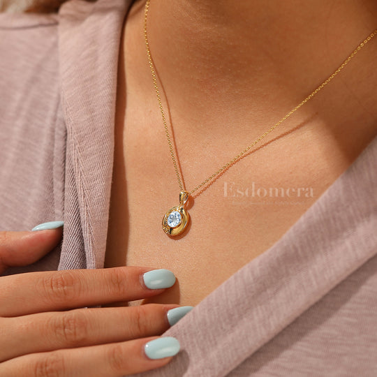 Botanische runde Aquamarin-Halskette mit Weinranken-Gravur Anhänger Geschenk für Frauen