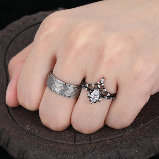 Vintage Filigreed Pear Cut Moissanite Promise Couple Ring Set Marriage Ring Set