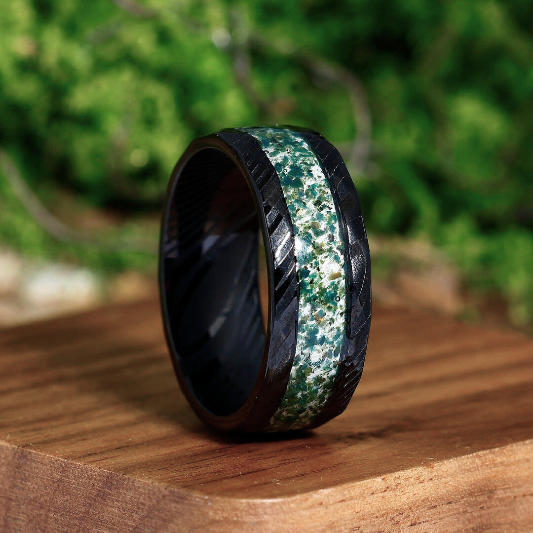 Green Moss Agate Black Hammered Damascus steel Wedding Band 8mm Gift for Him