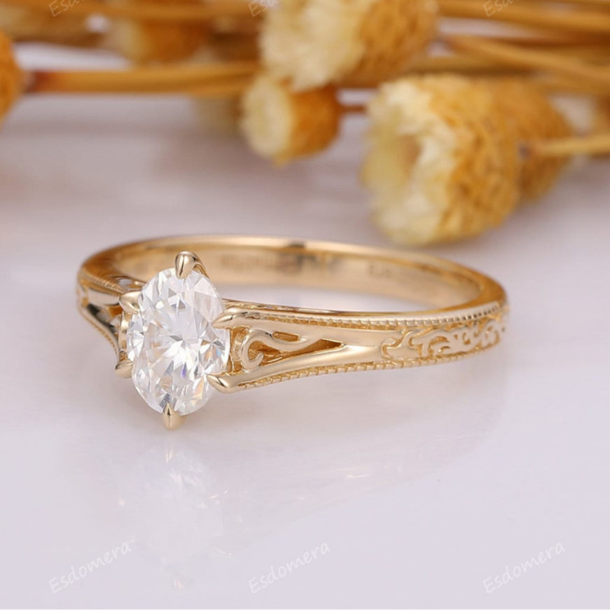 Art Deco Solitaire Oval Moissanite Engagement Ring Filigreed Prong Setting Wedding Ring For Women