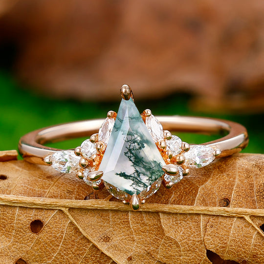 Classic 1.35 Carat Kite Cut Moss Agate Prong Setting Ring For Birthday Gift