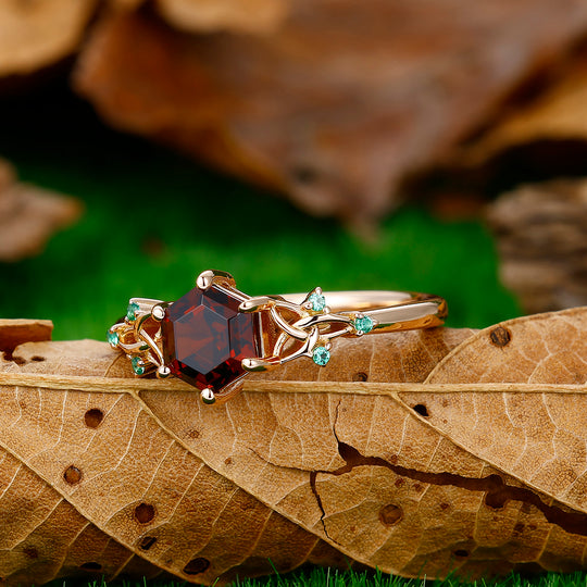 0.85CT Hexagon Cut Red Garnet Engagement Ring Emerald Inlaid Ring Anniversary Bridal Ring Gift