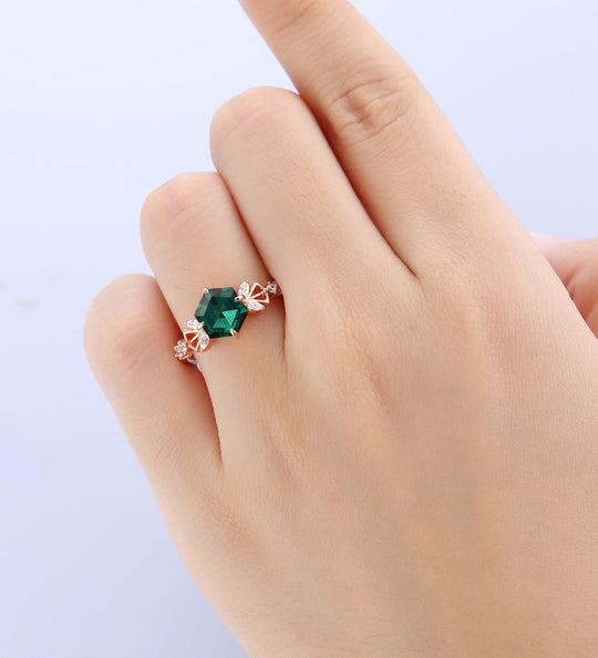 Antique Hexagon Cut 1.7CT Lab Created Emerald butterfly Engagement Ring - Esdomera