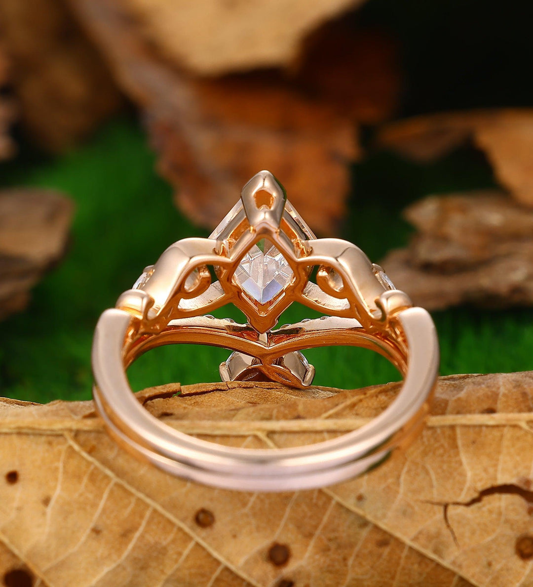 Art Deco Rose Rhombus Cut 2CT Moissanite Ring Rose Gold Filigree Wedding Ring Set - Esdomera