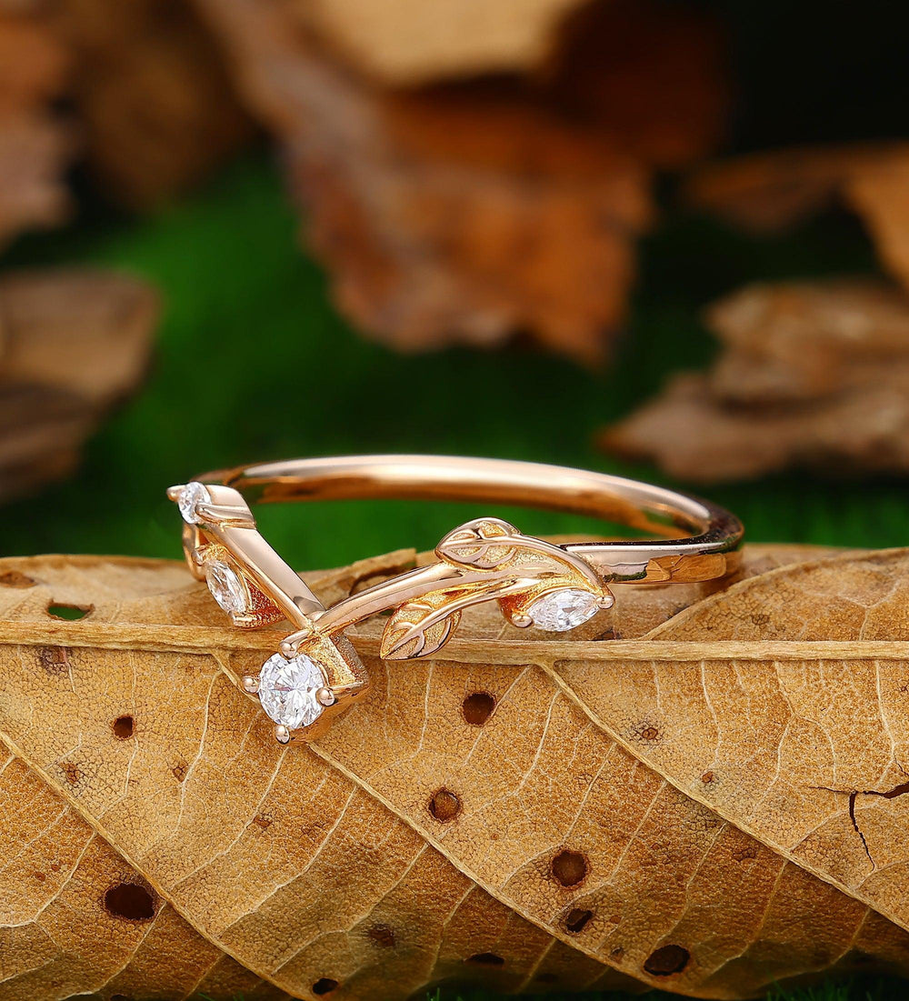 Curved V Shaped Stacking Ring Rose Gold Wedding Ring - Esdomera
