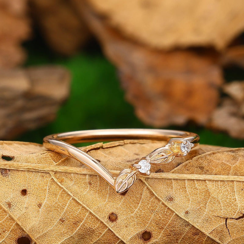 Dainty Womens Wedding Band Moissanite Anniversary Ring Gift - Esdomera