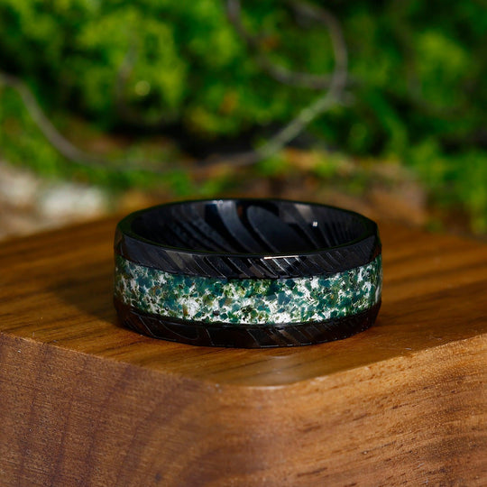 Green Moss Agate Black Hammered Tungsten Wedding Band 8mm Gift for Him - Esdomera