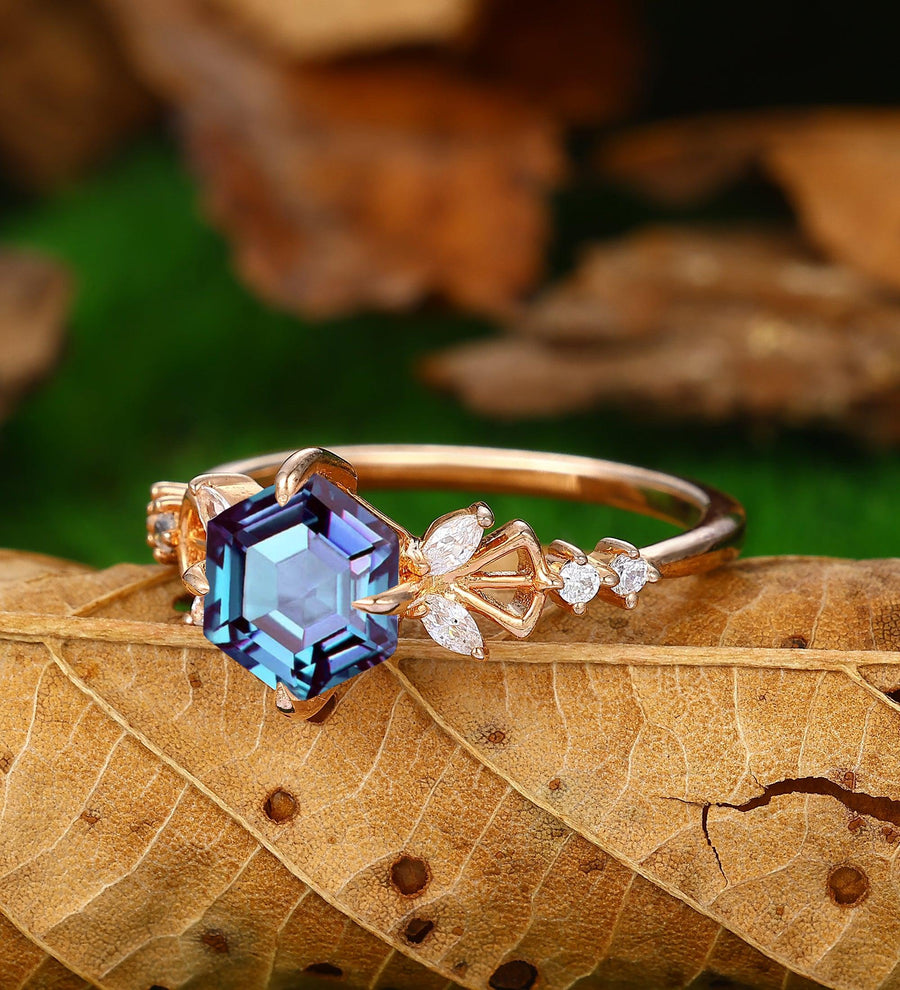 Hexagon cut Vintage Alexandrite Ring Cluster Unique Gemstone Bridal Wedding Set - Esdomera
